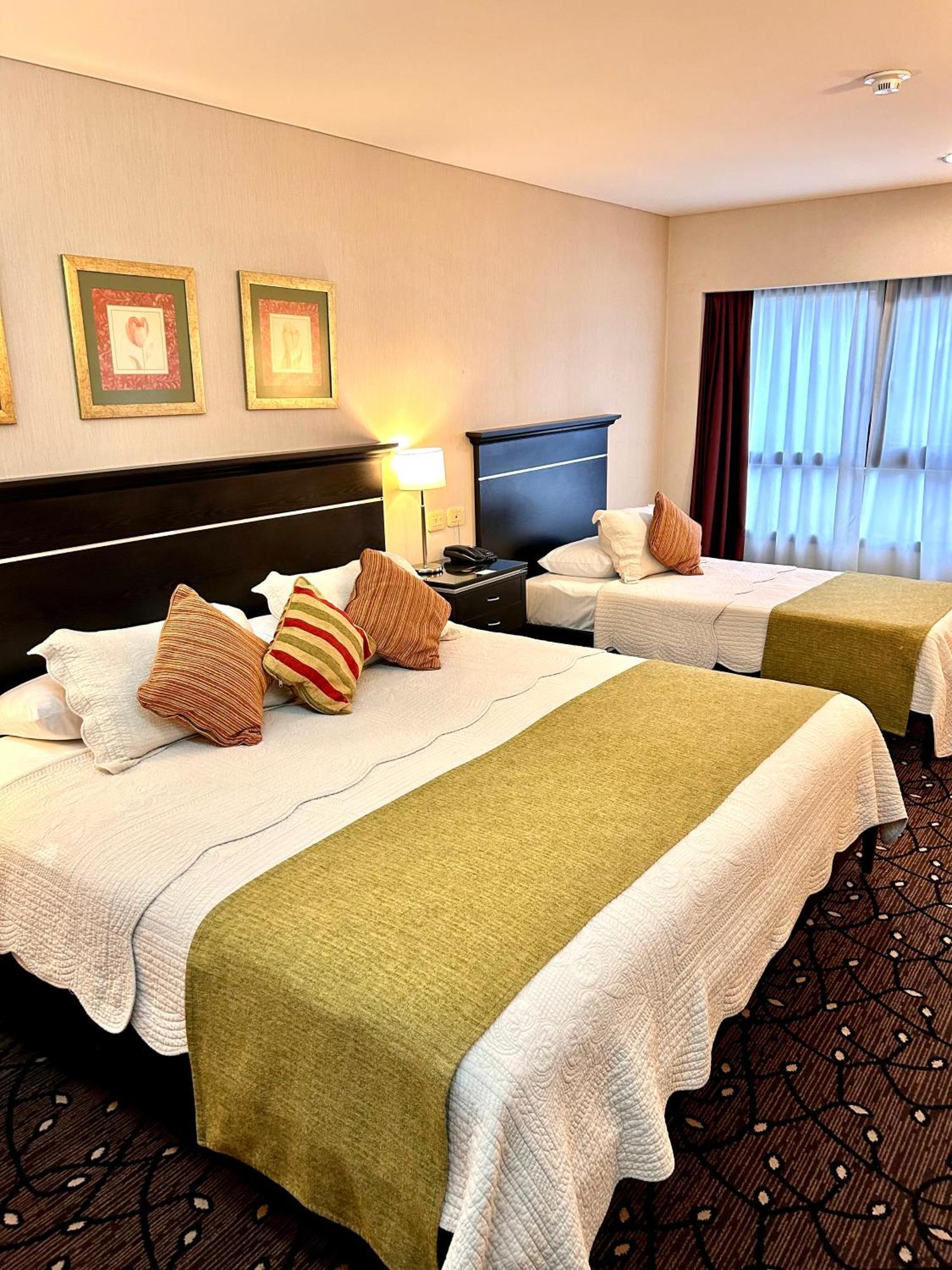 Condado Hotel Casino Goya Eksteriør billede